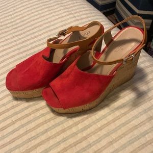 Women’s Red Platform Wedge Sandals Charles by Charles David Size 9.